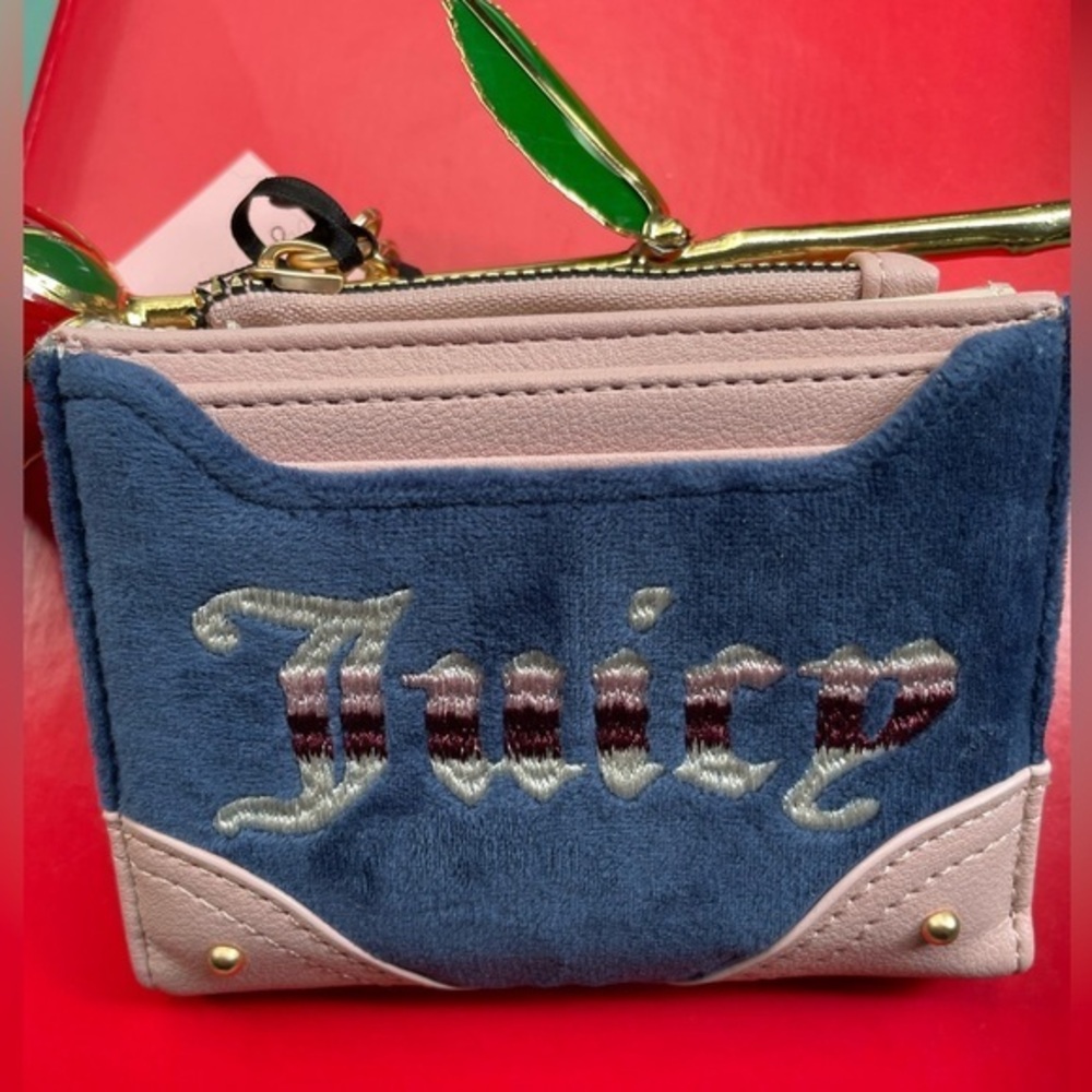 Juicy Couture Wallet,Juicy Couture Blue and Pink Card Holder